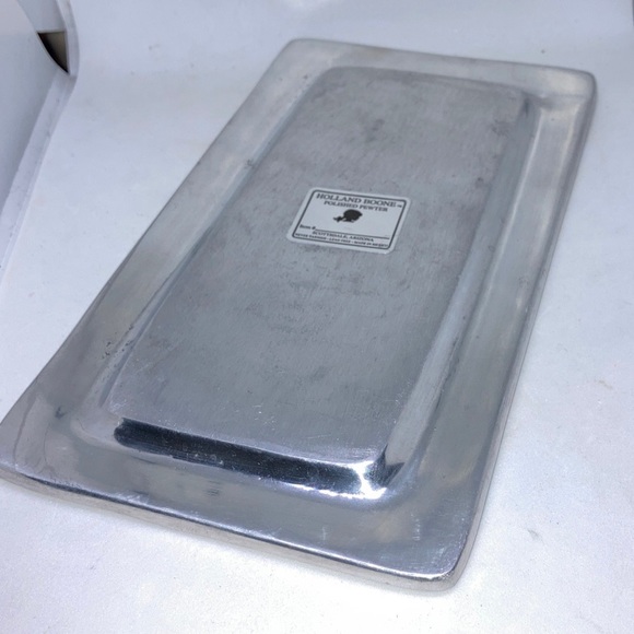 Holland Boone Polished Pewter Hearts
Vanity tray / trinket dish 8" x 4.5” - Picture 4 of 6